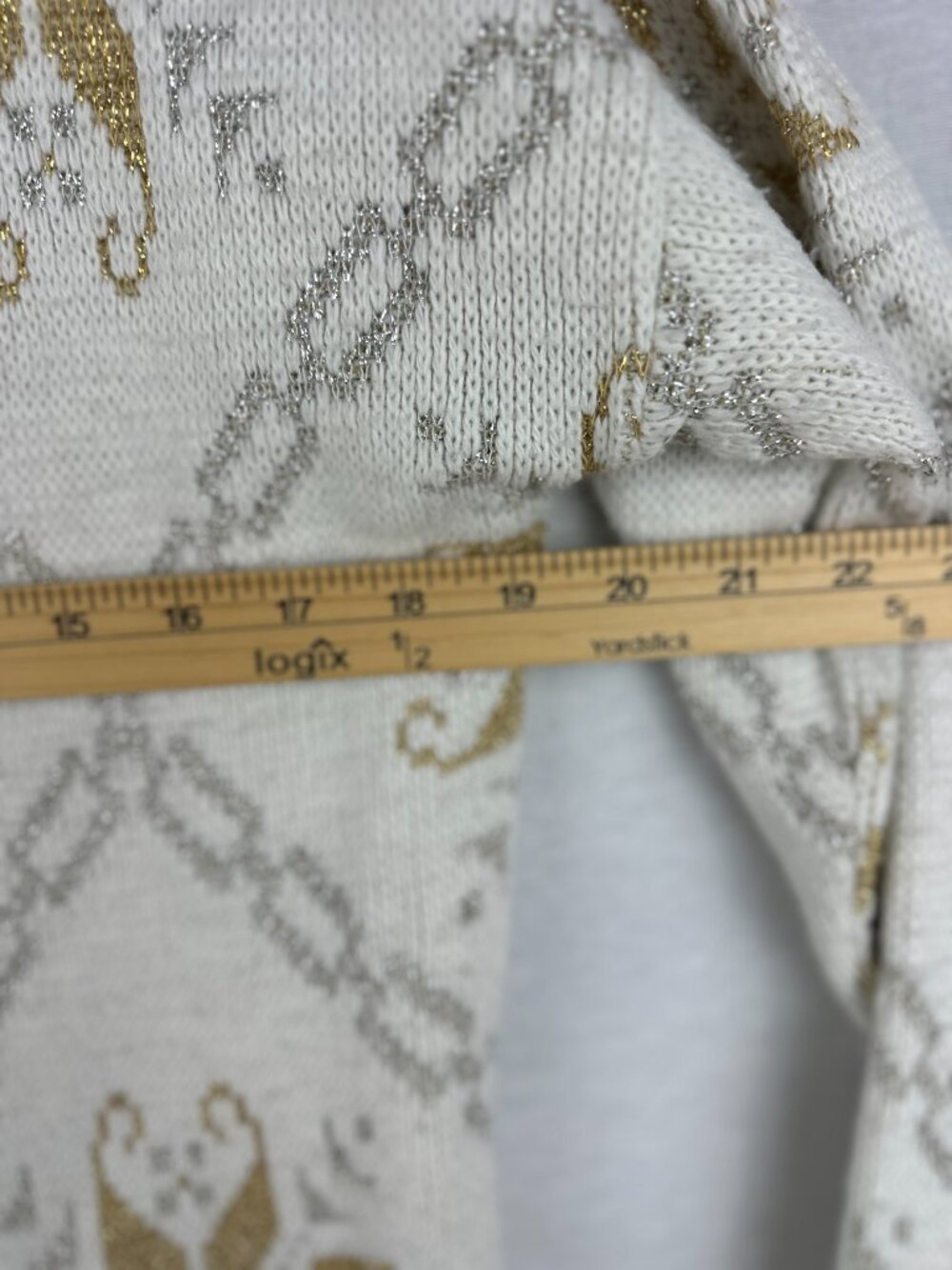 VTG Dana Scott Christmas Women's Sweater Metallic Gold Silver Snow Flakes Size S - Picture 6 of 9